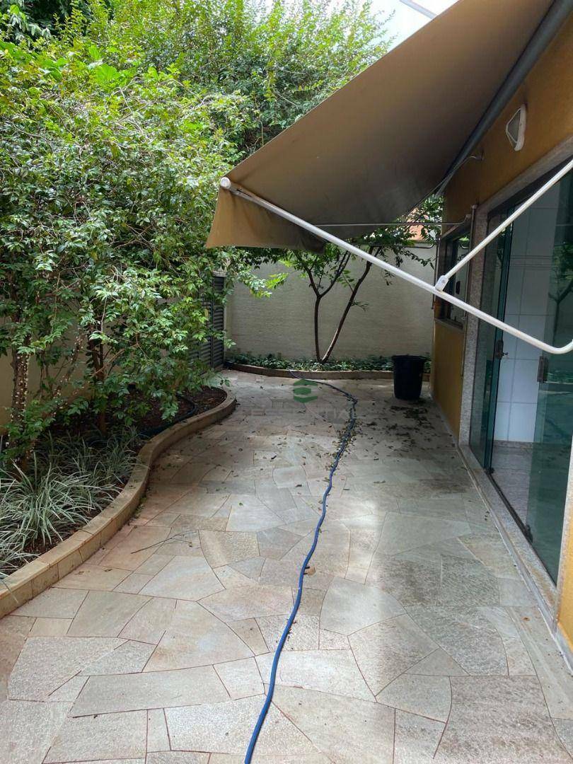 Sobrado à venda e aluguel com 6 quartos, 450m² - Foto 33