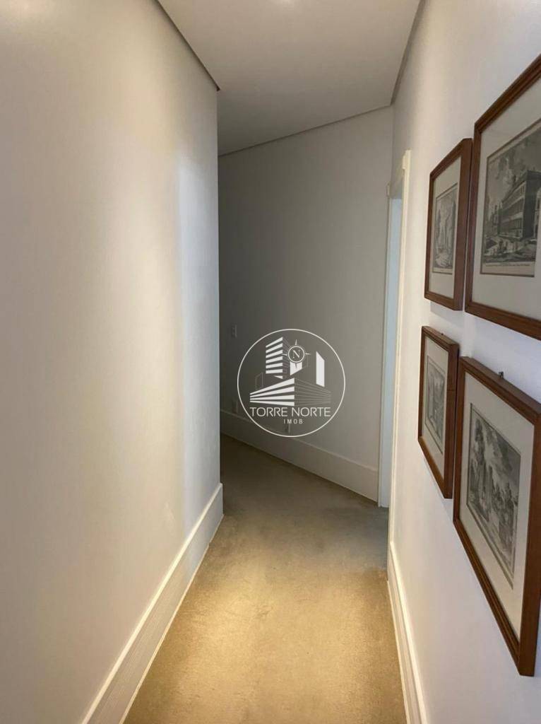 Apartamento à venda com 4 quartos, 353m² - Foto 17