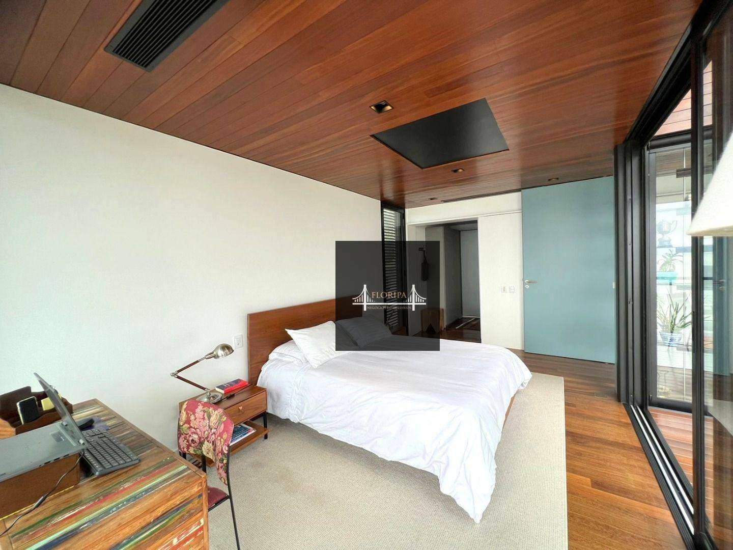Casa à venda com 3 quartos, 340m² - Foto 28