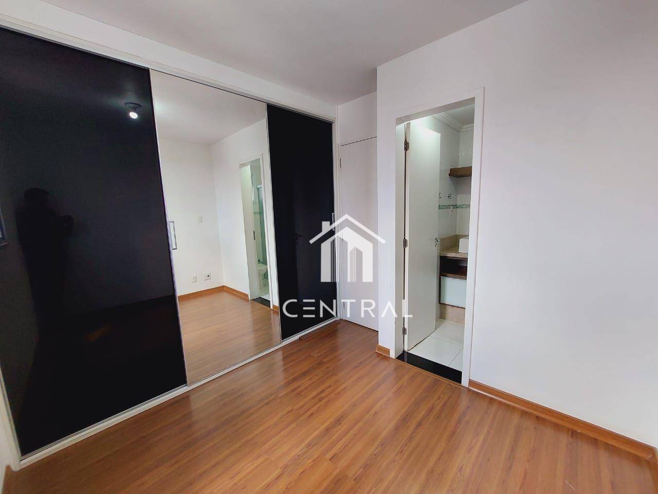 Apartamento à venda com 2 quartos, 64m² - Foto 12