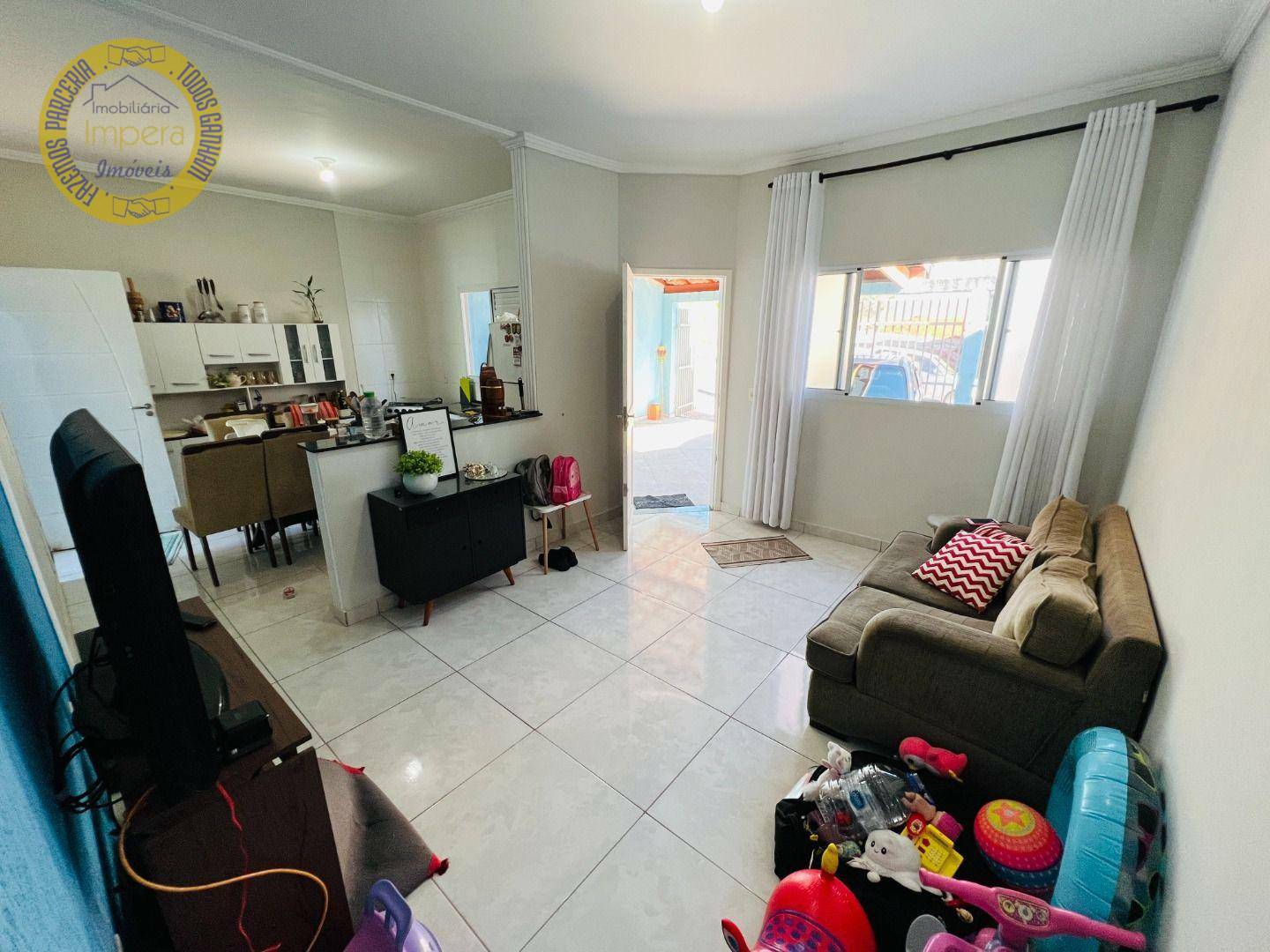 Casa, 3 quartos, 80 m² - Foto 1