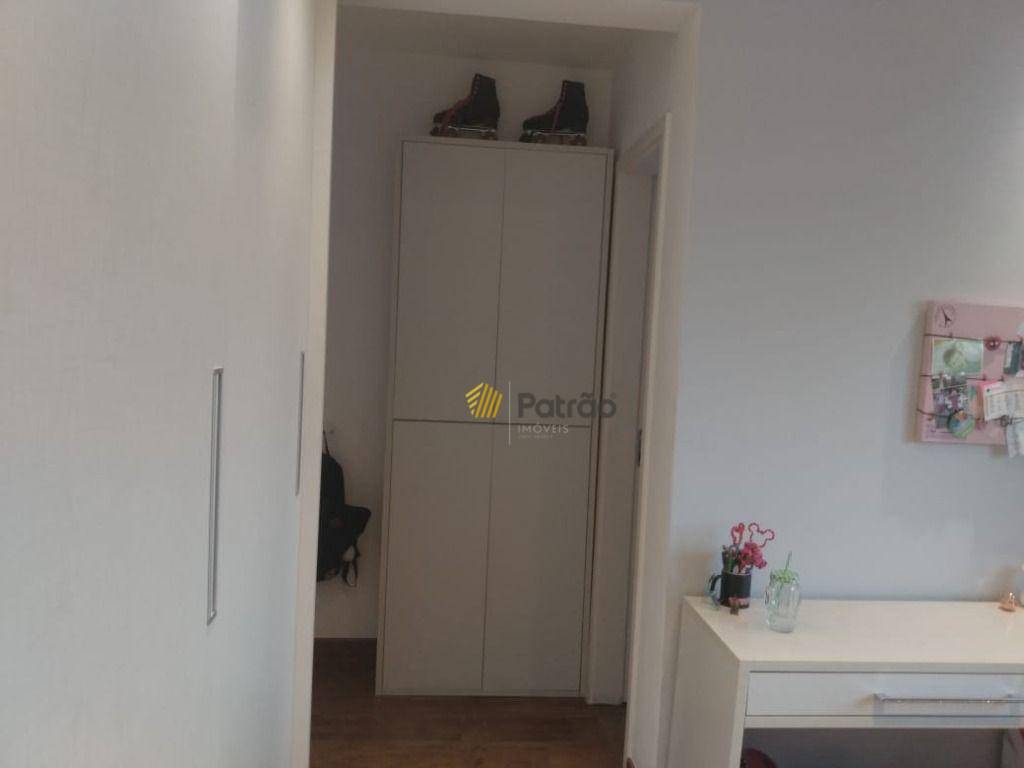 Apartamento à venda com 3 quartos, 244m² - Foto 7