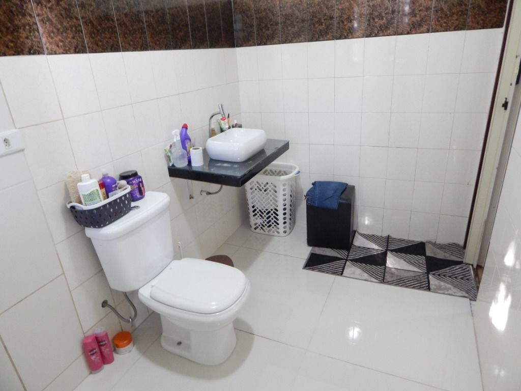 Sobrado à venda com 3 quartos, 220m² - Foto 33