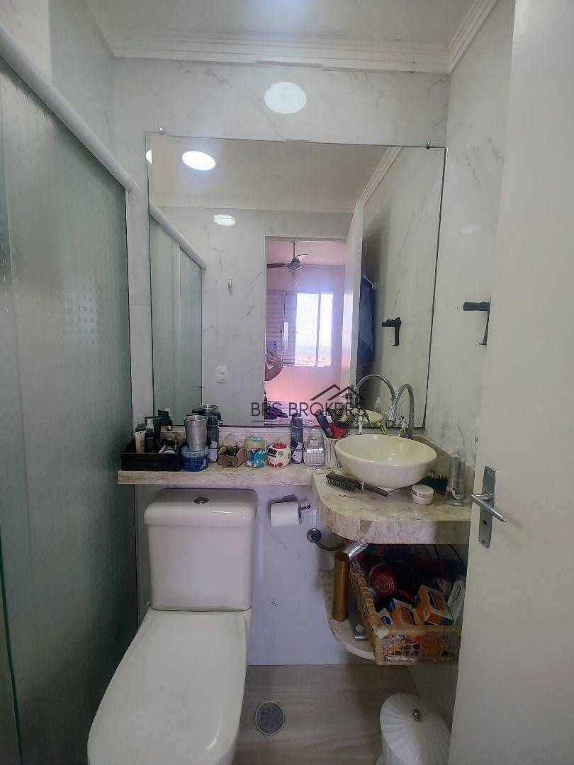 Apartamento à venda com 3 quartos, 65m² - Foto 23