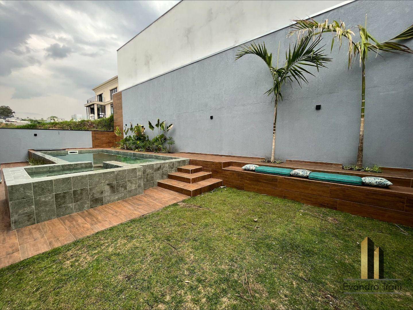 Casa de Condomínio à venda com 5 quartos, 321m² - Foto 12