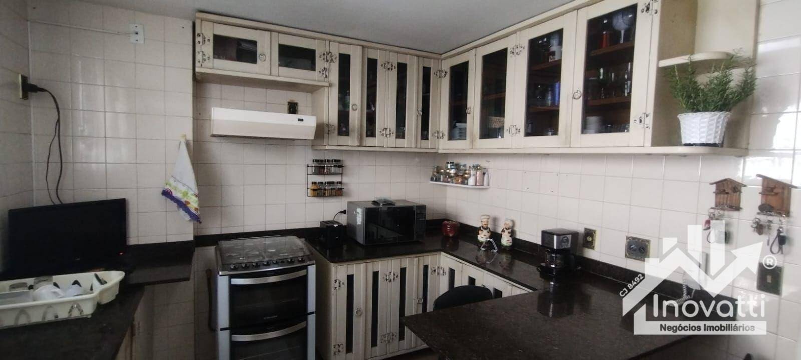 Apartamento à venda com 3 quartos, 120m² - Foto 17