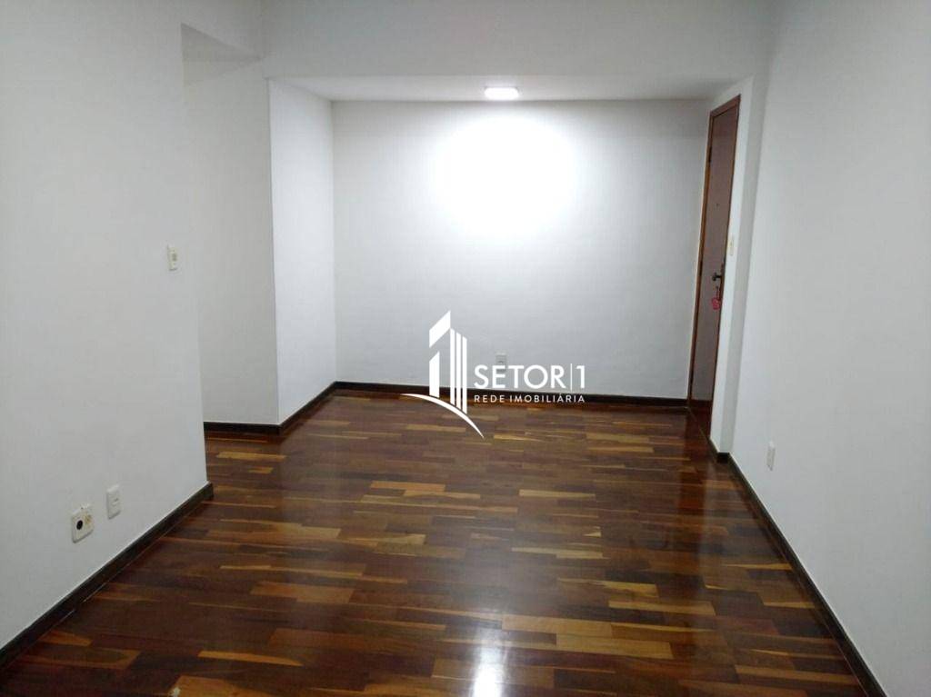 Apartamento para alugar com 3 quartos, 110m² - Foto 1