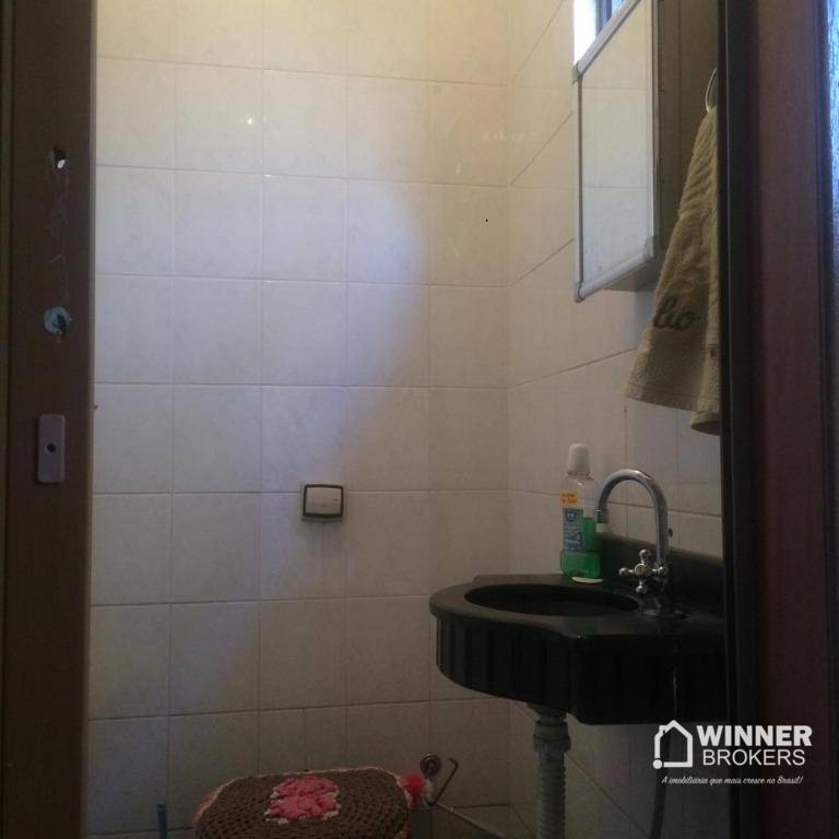 Sobrado à venda com 3 quartos, 200m² - Foto 4