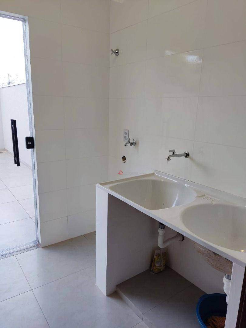 Casa à venda com 3 quartos, 140m² - Foto 11