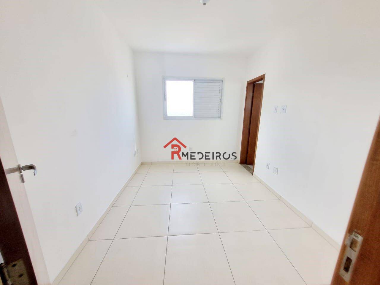 Apartamento à venda com 2 quartos, 60m² - Foto 9