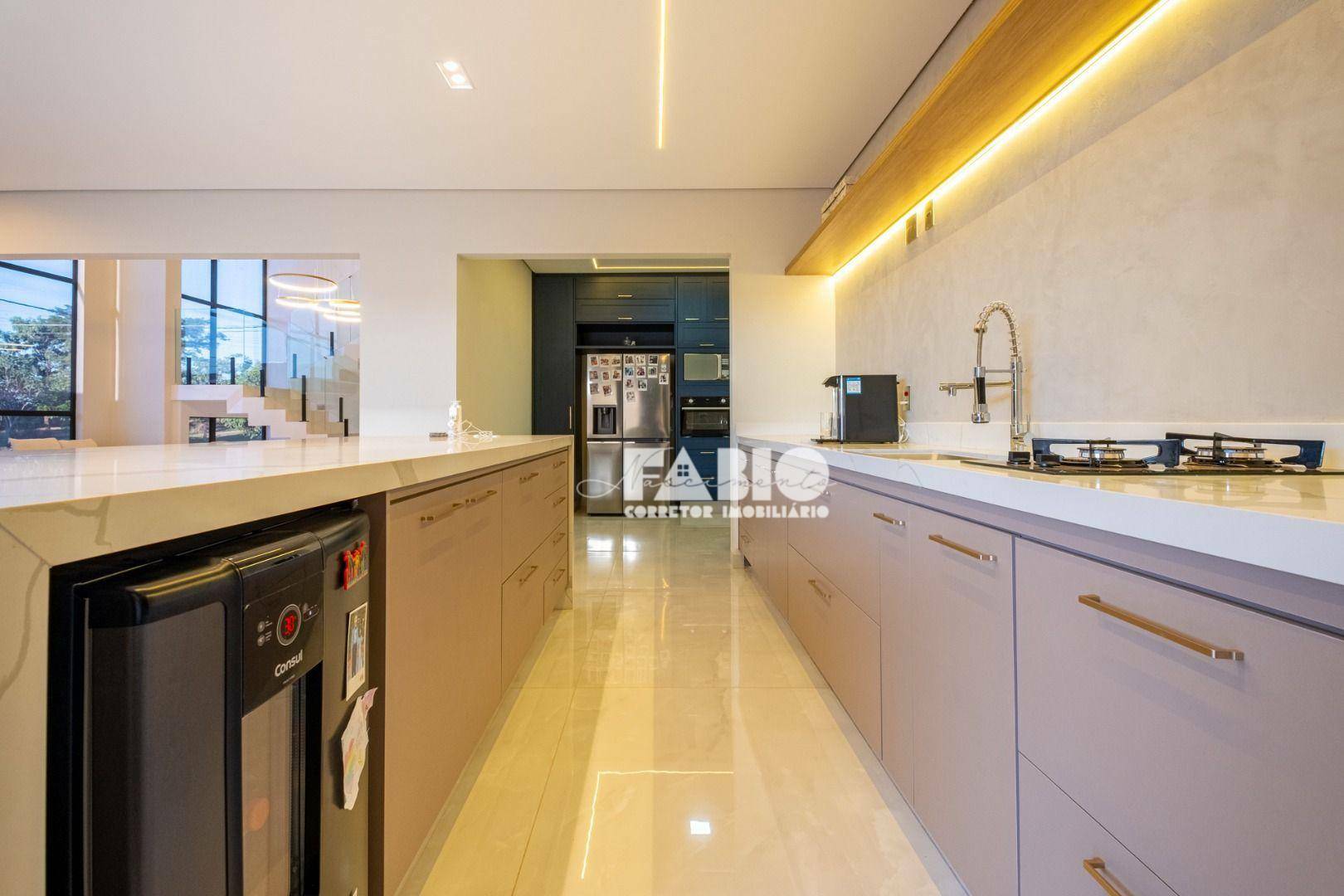 Sobrado à venda com 4 quartos, 470m² - Foto 13