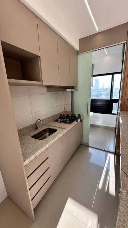 Apartamento para alugar com 2 quartos, 66m² - Foto 7