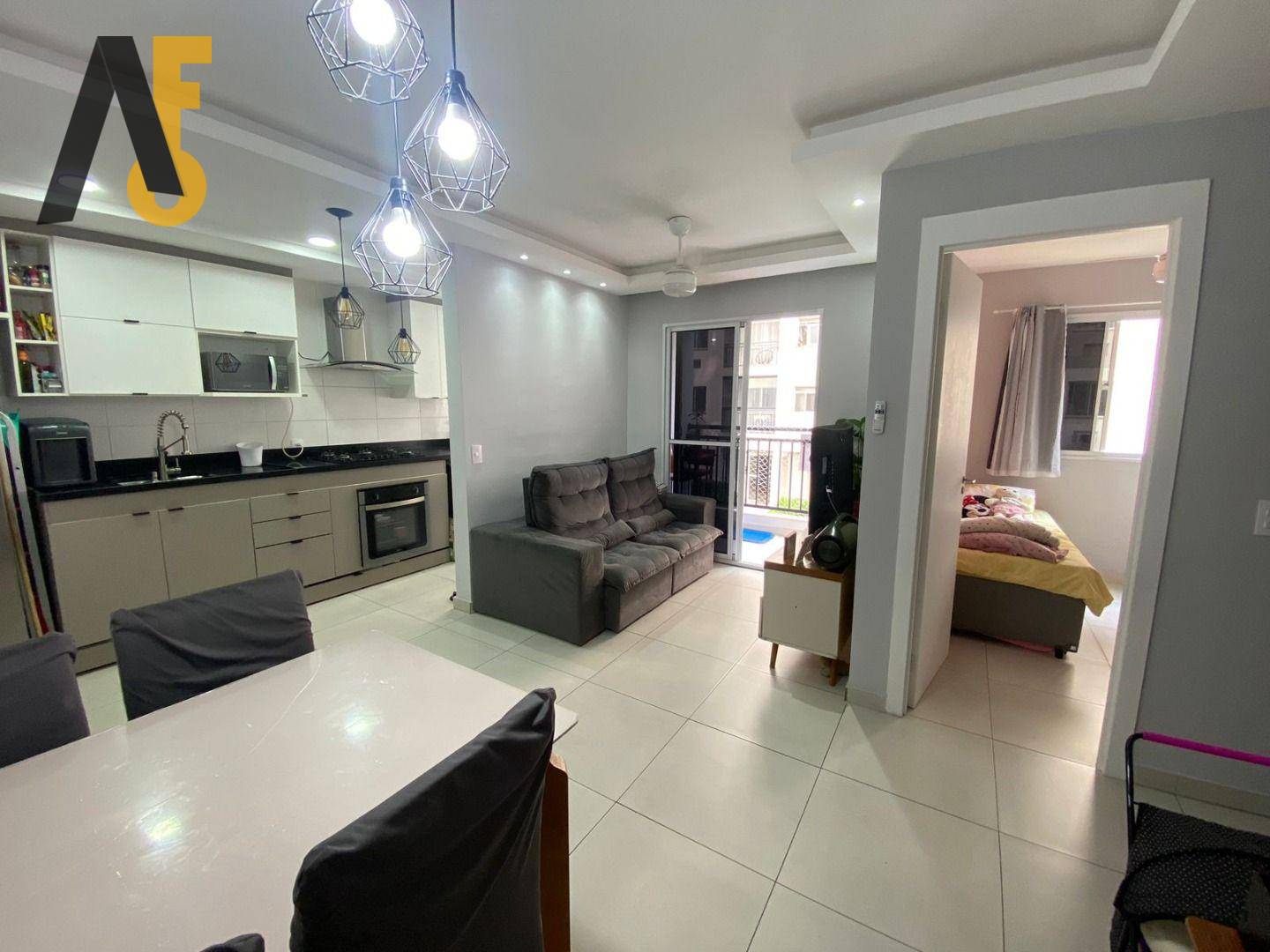 Apartamento à venda com 2 quartos, 48m² - Foto 1