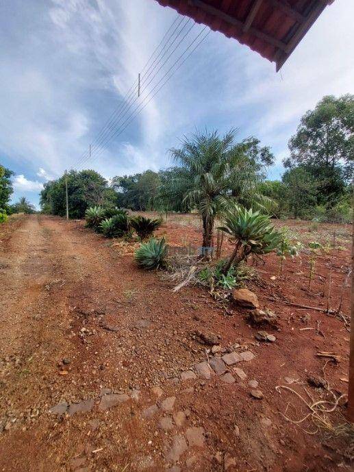 Chácara à venda com 2 quartos, 200m² - Foto 19