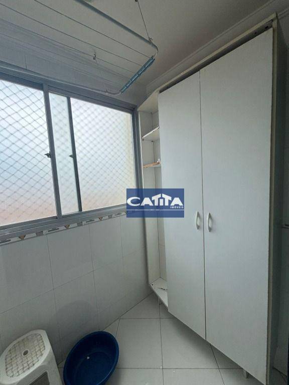 Apartamento para alugar com 2 quartos, 50m² - Foto 12