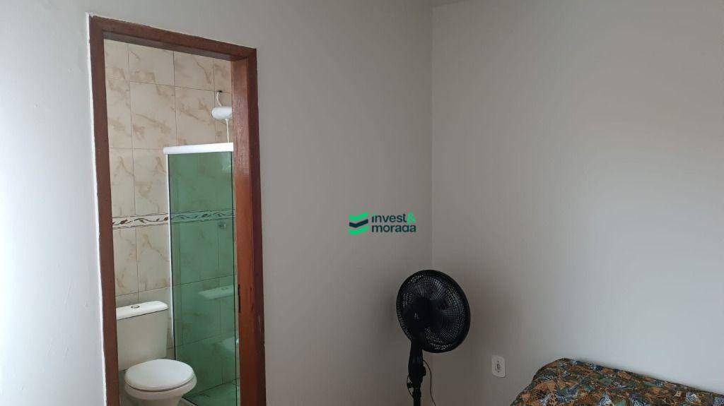 Casa para alugar com 2 quartos, 98m² - Foto 17