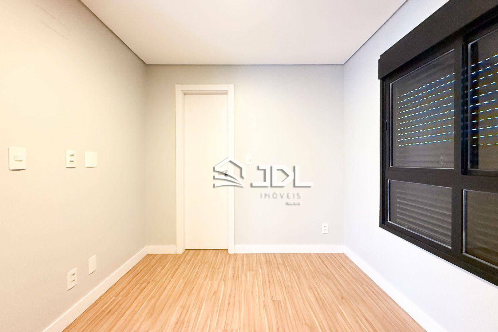 Apartamento à venda com 3 quartos, 90m² - Foto 12