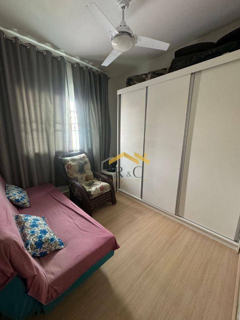 Casa à venda com 2 quartos, 65m² - Foto 12