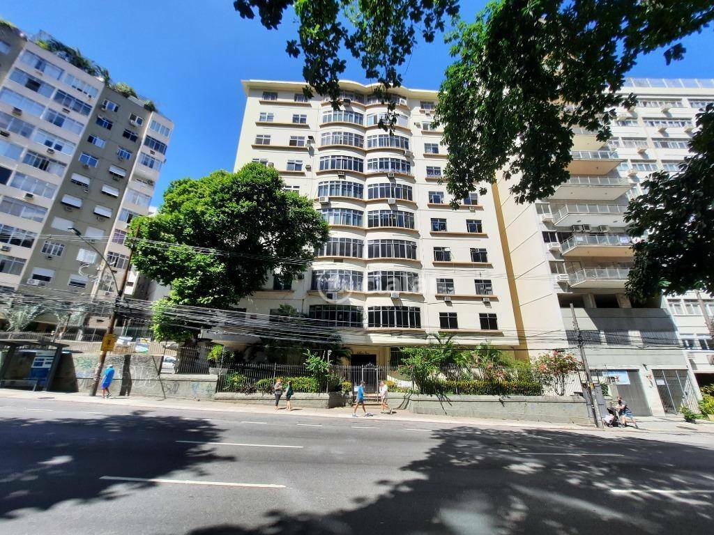 Apartamento à venda com 3 quartos, 114m² - Foto 22