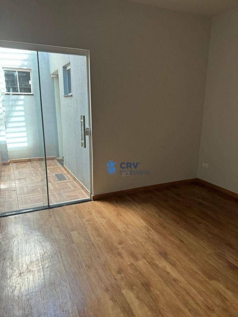 Casa à venda com 3 quartos, 170m² - Foto 8