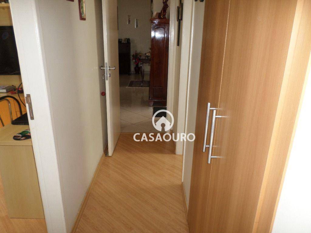 Apartamento à venda com 3 quartos, 95m² - Foto 8