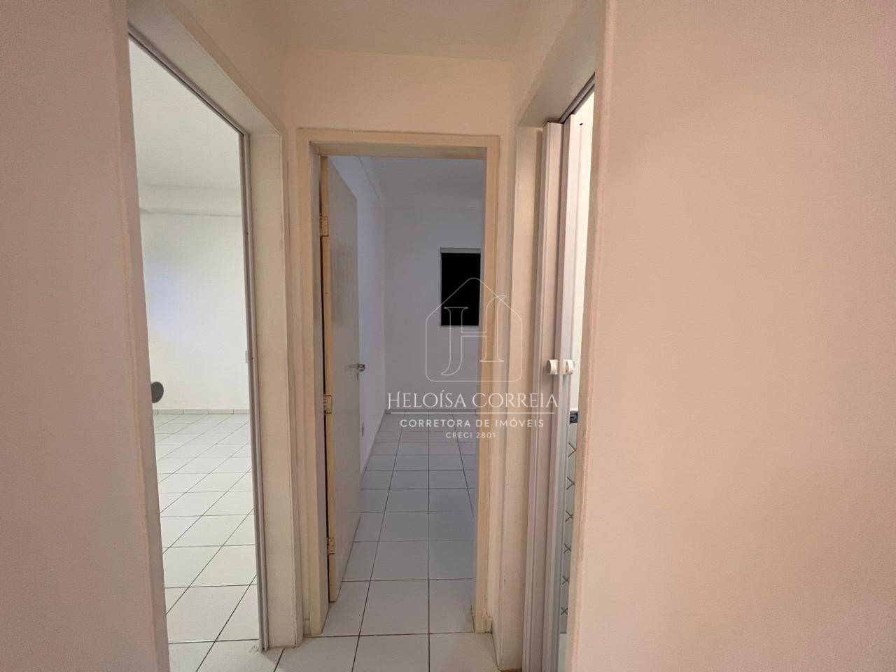 Apartamento à venda com 2 quartos, 63m² - Foto 4