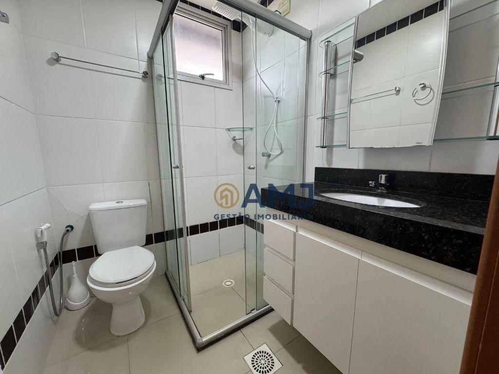 Apartamento para alugar com 2 quartos, 68m² - Foto 23