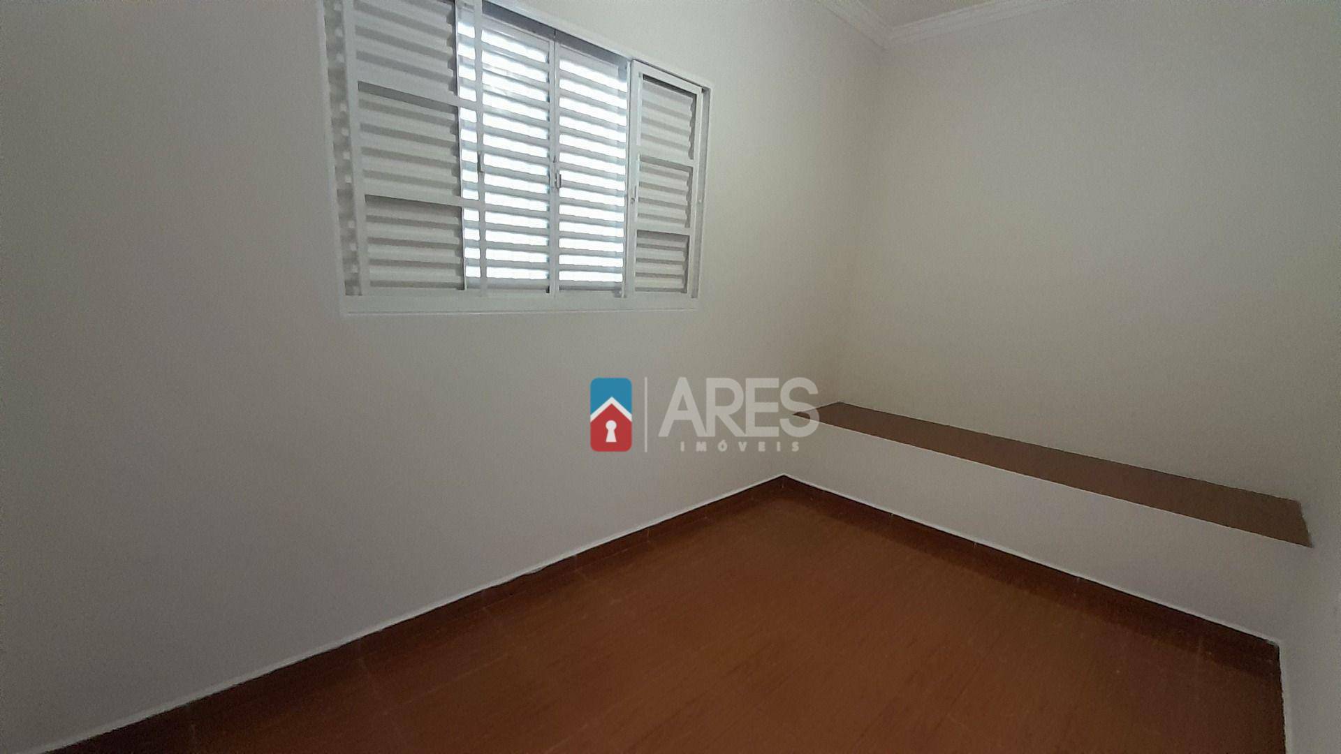 Casa para alugar com 3 quartos, 220m² - Foto 13