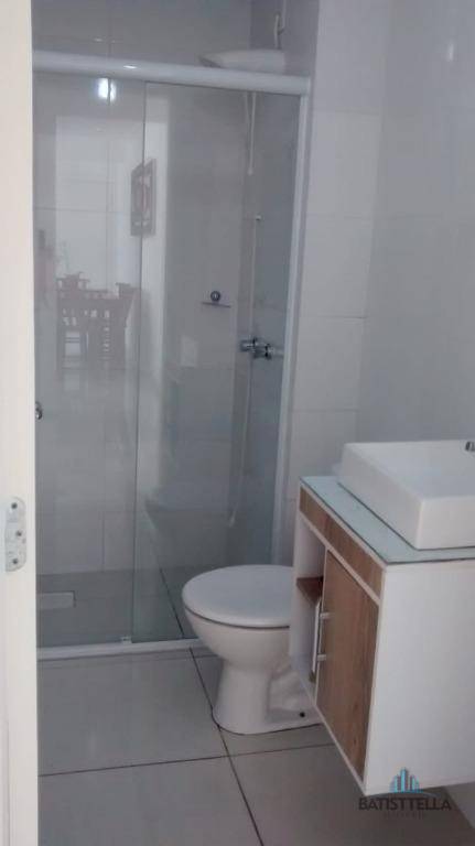 Apartamento à venda com 2 quartos, 68m² - Foto 7