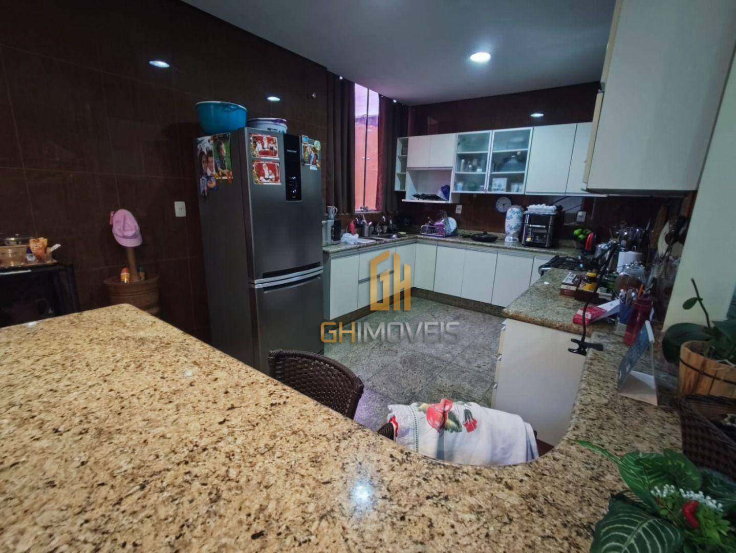 Sobrado à venda com 4 quartos, 240m² - Foto 16