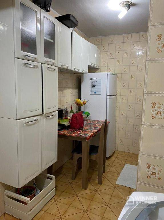 Apartamento à venda com 3 quartos, 77m² - Foto 4