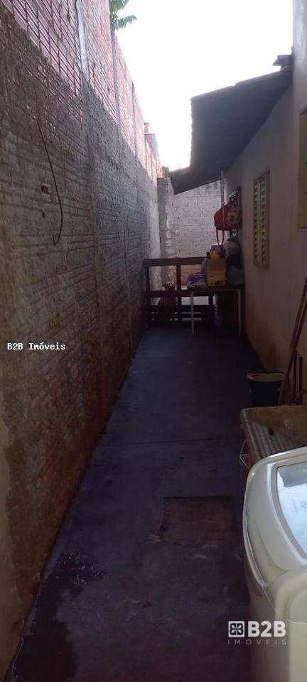 Casa à venda com 2 quartos, 37m² - Foto 8