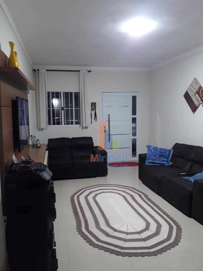 Casa à venda com 3 quartos, 175m² - Foto 1