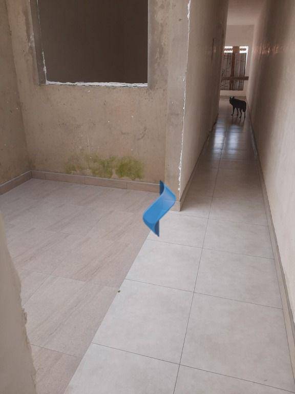 Casa à venda com 2 quartos, 56m² - Foto 14