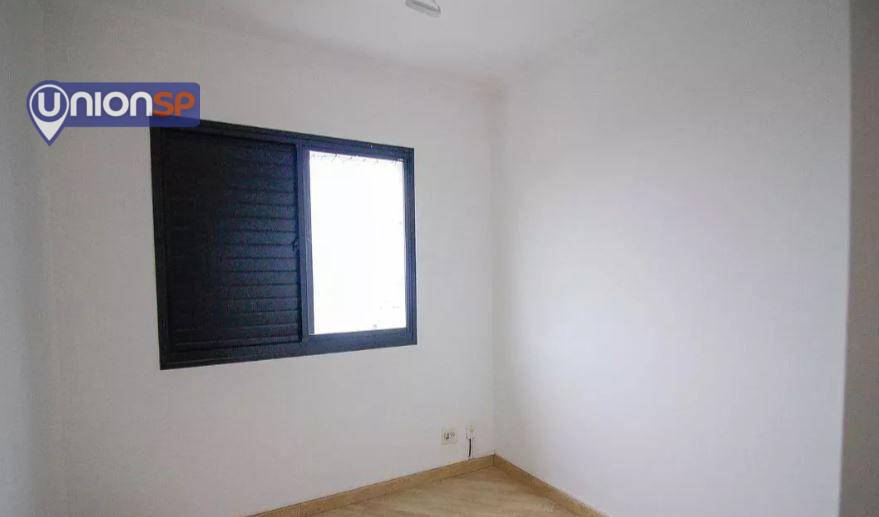 Apartamento à venda com 3 quartos, 64m² - Foto 4