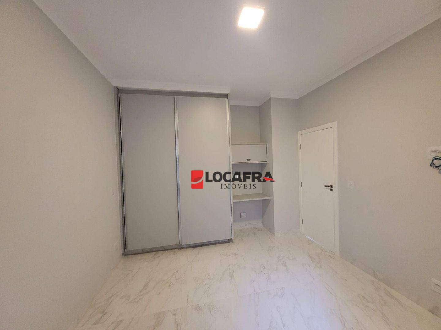 Casa à venda com 3 quartos, 236m² - Foto 23