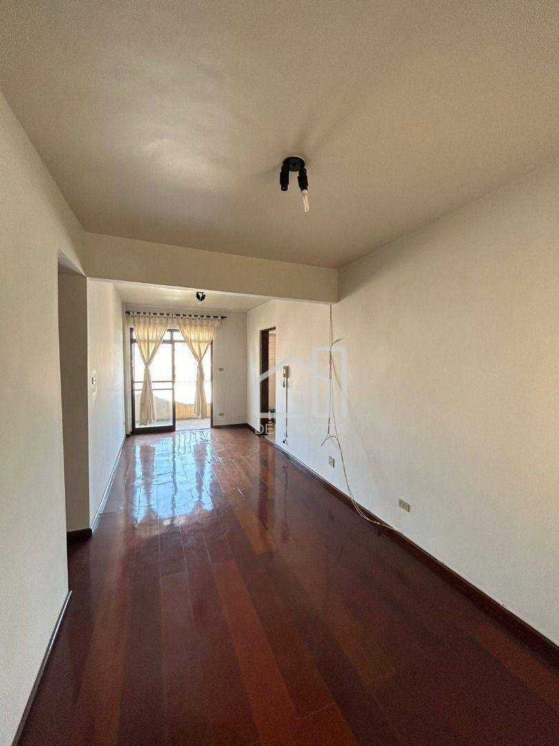 Apartamento à venda com 3 quartos, 117m² - Foto 28