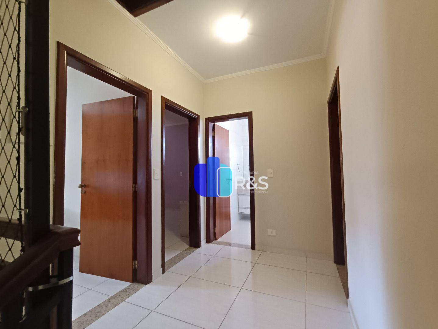 Casa à venda e aluguel com 3 quartos, 227m² - Foto 24