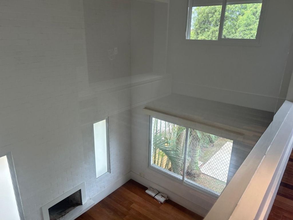 Casa de Condomínio para alugar com 3 quartos, 280m² - Foto 27