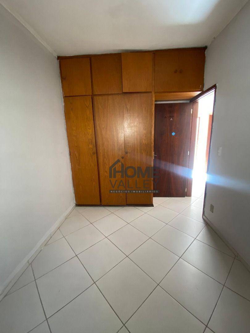 Casa à venda e aluguel com 4 quartos, 172m² - Foto 12