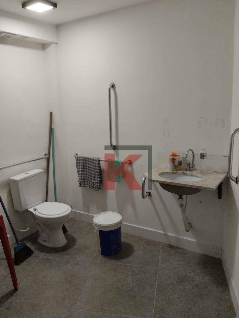 Sobrado para alugar com 1 quarto, 225m² - Foto 14