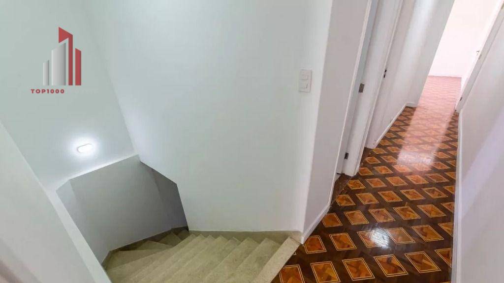 Sobrado à venda com 3 quartos, 200m² - Foto 35