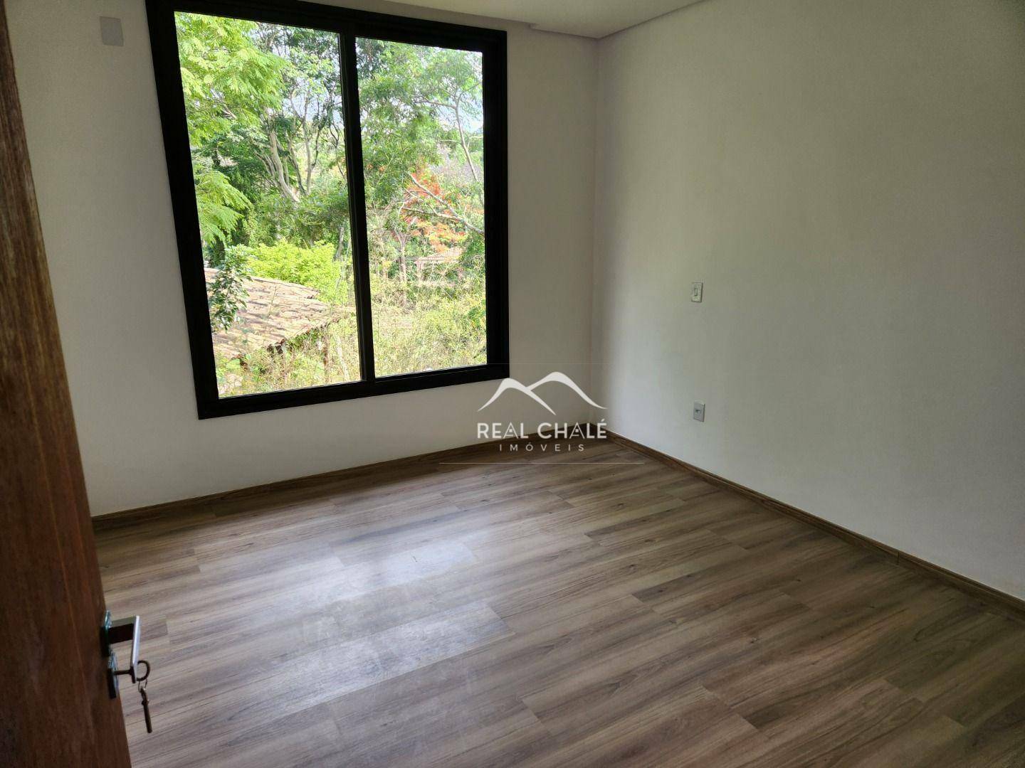 Casa de Condomínio à venda com 3 quartos, 300m² - Foto 19