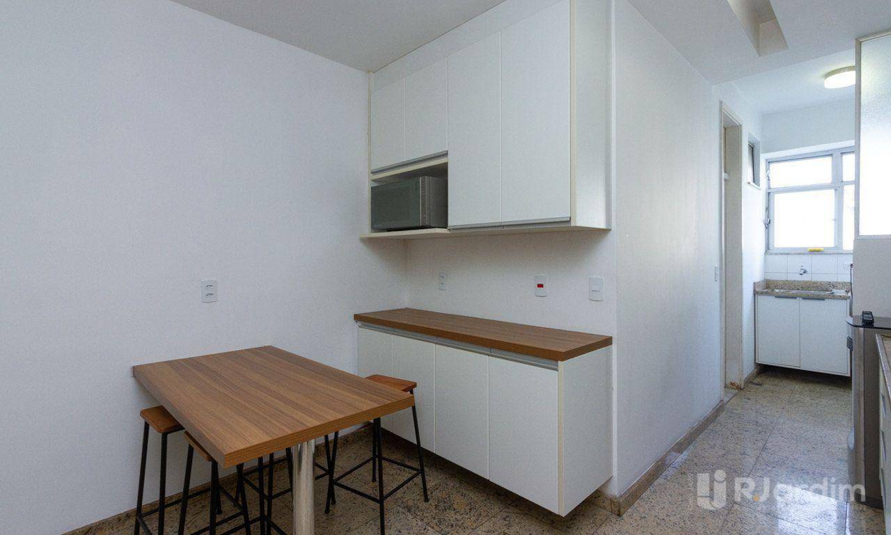 Apartamento para alugar com 3 quartos, 100m² - Foto 37