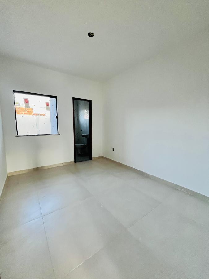 Casa à venda com 2 quartos, 61m² - Foto 12