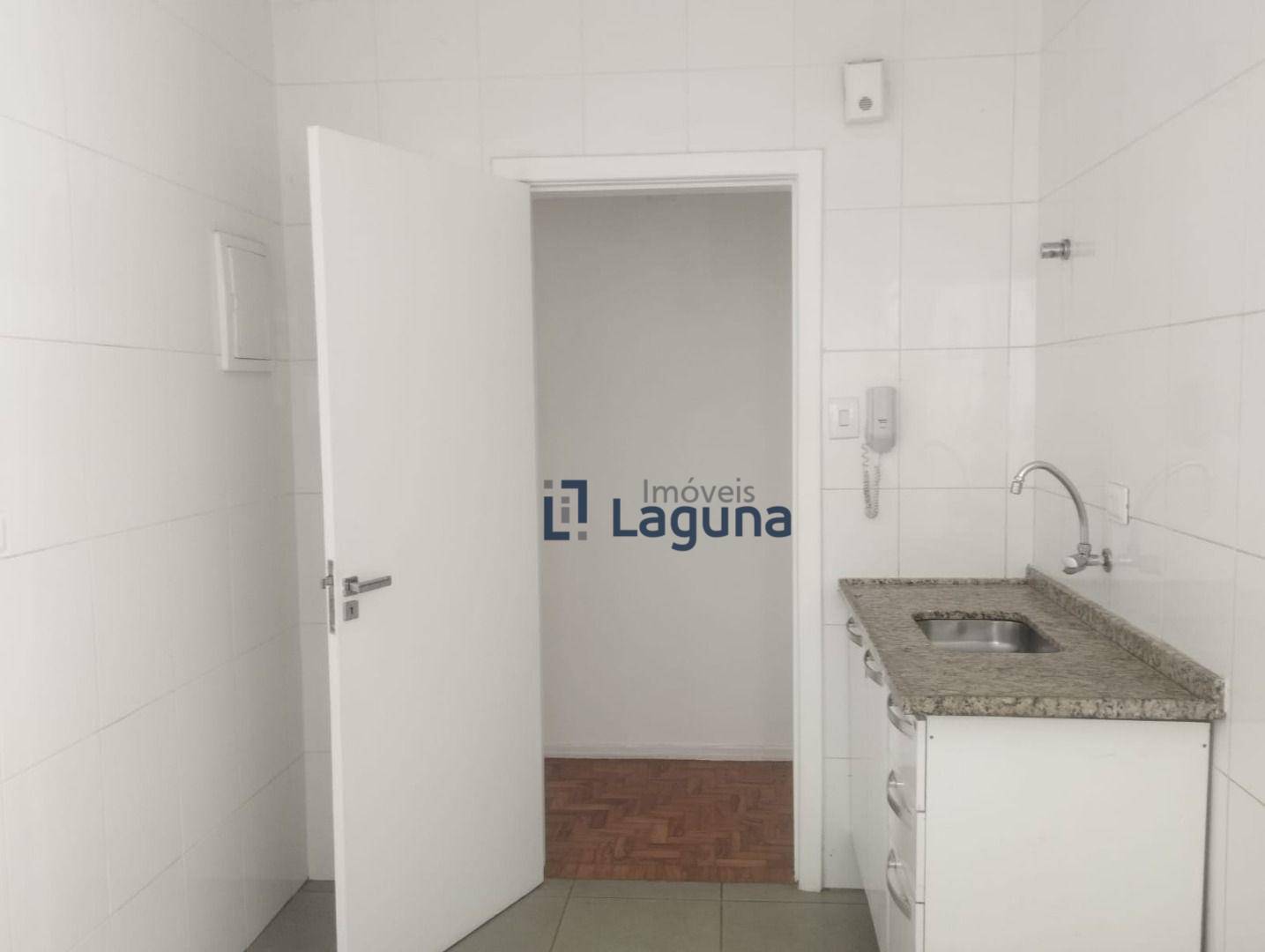 Apartamento à venda com 2 quartos, 80m² - Foto 14