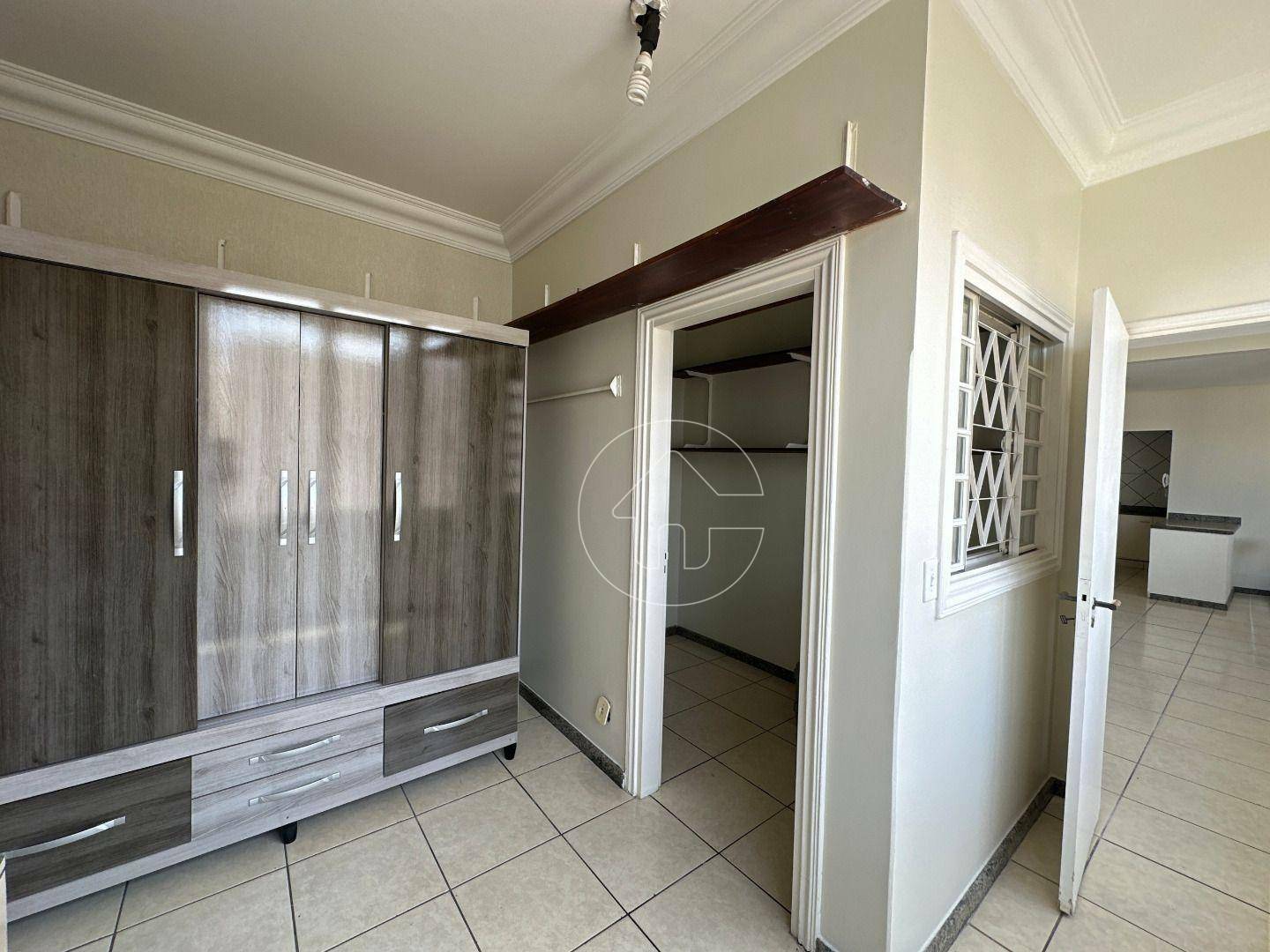 Apartamento para alugar com 3 quartos, 178m² - Foto 18