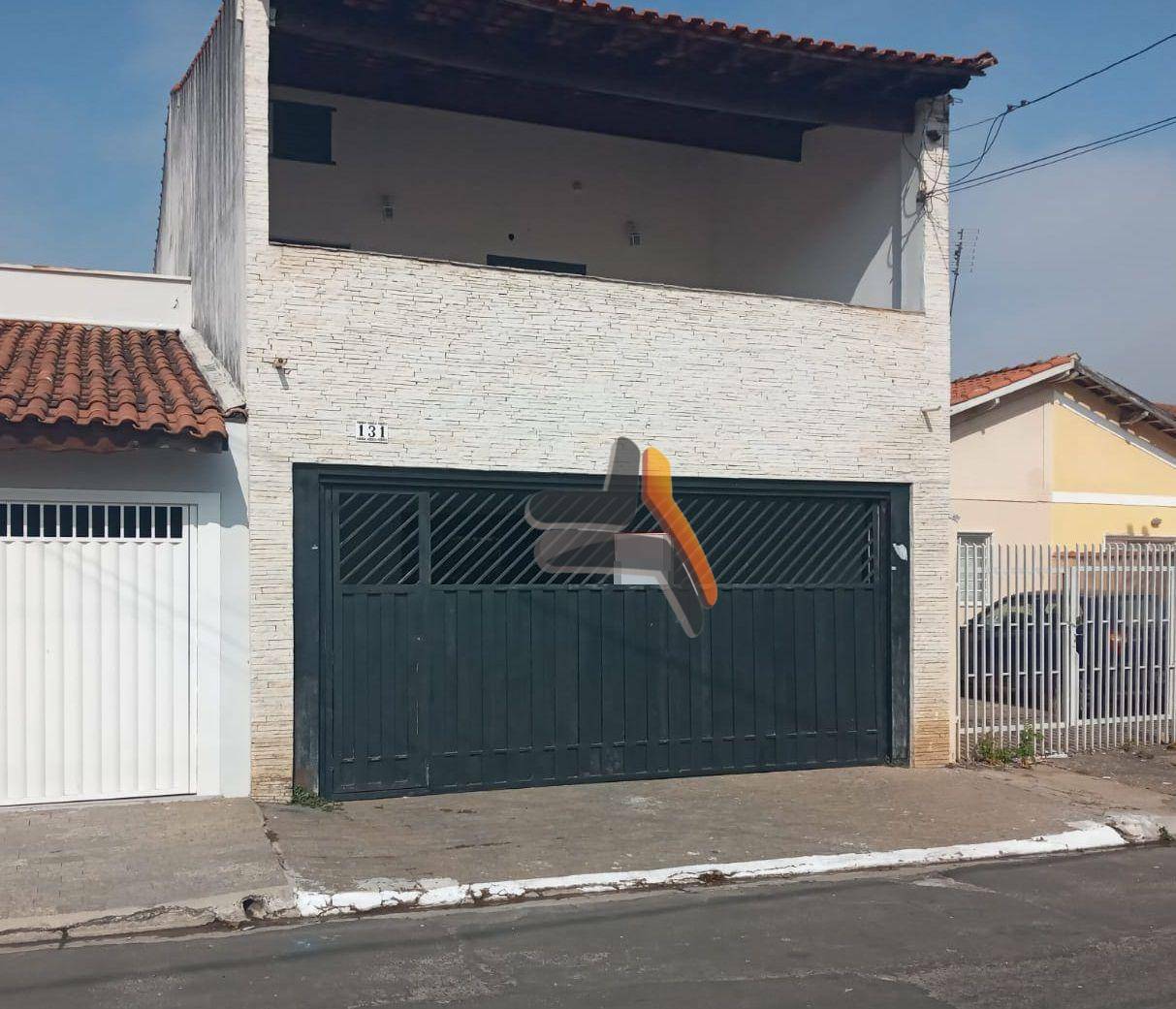 Sobrado à venda com 4 quartos, 240m² - Foto 2