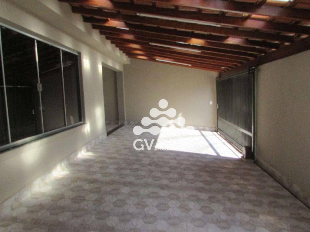 Casa à venda com 3 quartos, 170m² - Foto 9