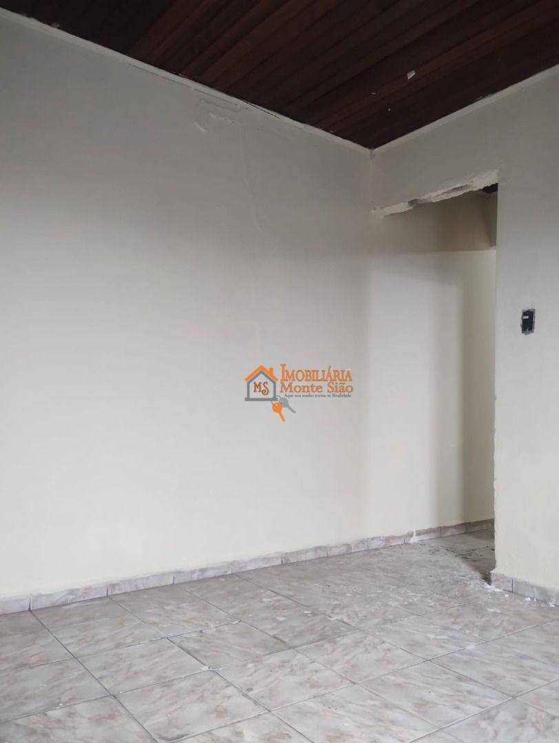 Sobrado à venda com 6 quartos, 300m² - Foto 4